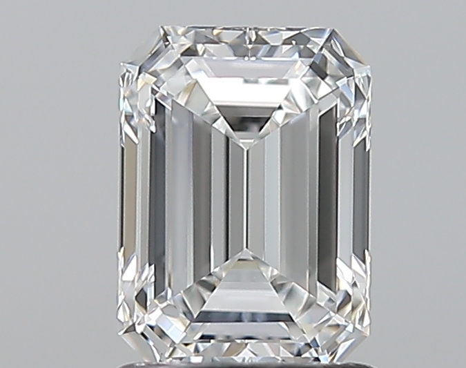 1.35克拉 E色 VVS1級 天然	祖母綠形鑽石 | GIA2235844440